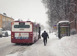 A fairly typical day in Sweden, about an hour later the Swedes had the summer coats on.